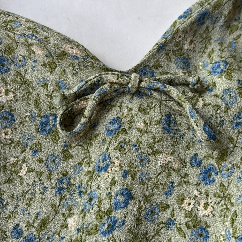 Reformation Chandler Floral Mini Dress Small
Green Blue Sage Sexy Short Bow 2 4 - Picture 9 of 17